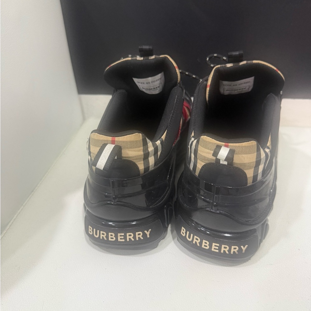 Burberry Red and Black High-Top Sneakers - Picture 3 of 7